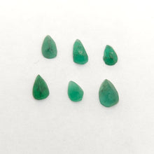 Load image into Gallery viewer, R652 Columbian Emerald preform parcel 2.75cts
