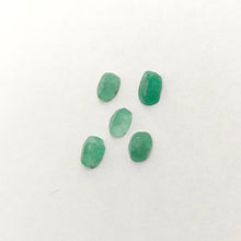 Load image into Gallery viewer, R658 Columbian Emerald preform parcel 2cts
