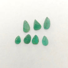 Load image into Gallery viewer, R659 Columbian Emerald preform parcel 2.7cts
