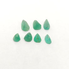 Load image into Gallery viewer, R659 Columbian Emerald preform parcel 2.7cts
