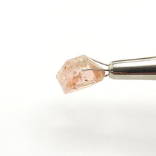 Load image into Gallery viewer, R672 Imperial Topaz facet rough 5.0cts
