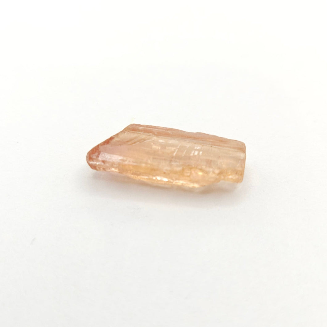 R674 Imperial Topaz facet rough 8.2cts