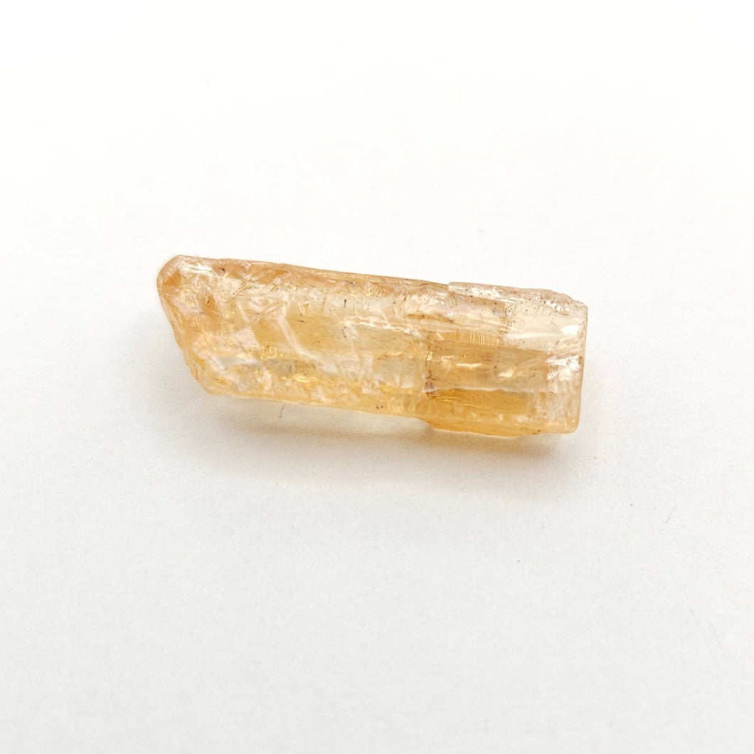 R676 Imperial Topaz facet rough 9.0 cts