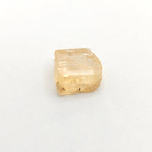 Load image into Gallery viewer, R677 Imperial Topaz facet rough 4.8cts
