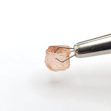 Load image into Gallery viewer, R680 Imperial Topaz facet rough 3.15cts
