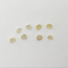 Load image into Gallery viewer, R686 Montana Sapphire facet rough preform parcel 3.05cts
