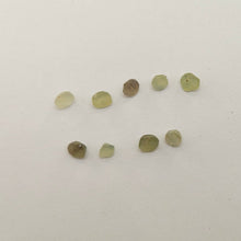 Load image into Gallery viewer, R687 Montana Sapphire facet rough preform parcel 2.5cts
