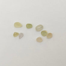 Load image into Gallery viewer, R689 Montana Sapphire facet rough preform parcel 3.1cts
