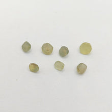 Load image into Gallery viewer, R690 Montana Sapphires facet rough preform parcel 2.5cts

