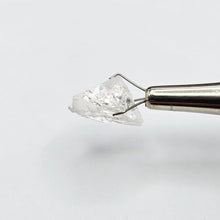 Load image into Gallery viewer, R691 Morganite facet rough 7.45cts

