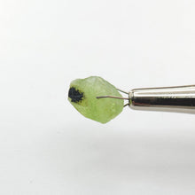 Load image into Gallery viewer, R705 Peridot facet rough 6.45cts
