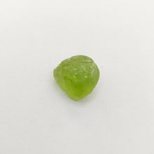 Load image into Gallery viewer, R709 Peridot facet rough 5.35cts
