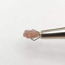 Load image into Gallery viewer, R715 Tourmaline facet rough 2.1cts
