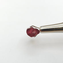 Load image into Gallery viewer, R716 Tourmaline facet rough 5.5cts
