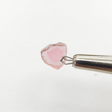Load image into Gallery viewer, R717 Tourmaline facet rough 2.7cts
