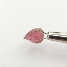Load image into Gallery viewer, R718 Tourmaline facet rough 3.8cts

