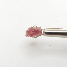 Load image into Gallery viewer, R719 Tourmaline facet rough 4.65cts
