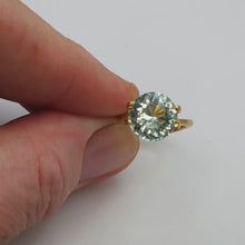 Load and play video in Gallery viewer, #205 Pastel blue-green Tourmaline complex brilliant 3.6cts
