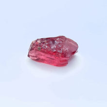 Load image into Gallery viewer, R26 Rhodolite Garnet facet rough 5.15cts
