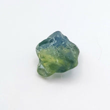 Load image into Gallery viewer, R84 Australian Sapphire facet rough 2.0cts
