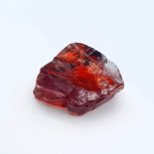 Load image into Gallery viewer, R136 Rhodolite Garnet facet rough 10.55cts
