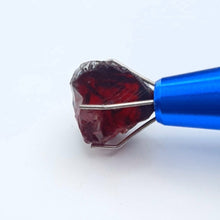 Load image into Gallery viewer, R144 Rhodolite Garnet facet rough 7.4cts
