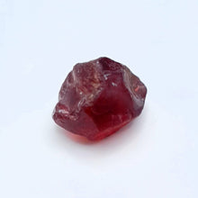 Load image into Gallery viewer, R148 Rhodolite Garnet facet rough 7.2cts

