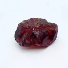 Load image into Gallery viewer, R157 Rhodolite Garnet facet rough 9.35cts
