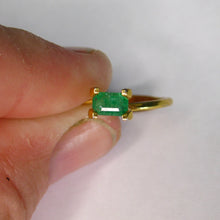 Load image into Gallery viewer, #140 Emerald Rectangular Cushion 0.35cts
