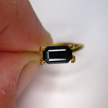 Load image into Gallery viewer, #164 Australian Sapphire emerald cut 1.0cts
