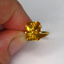 Load image into Gallery viewer, #171 Golden Beryl radiant-style cut 3.6cts
